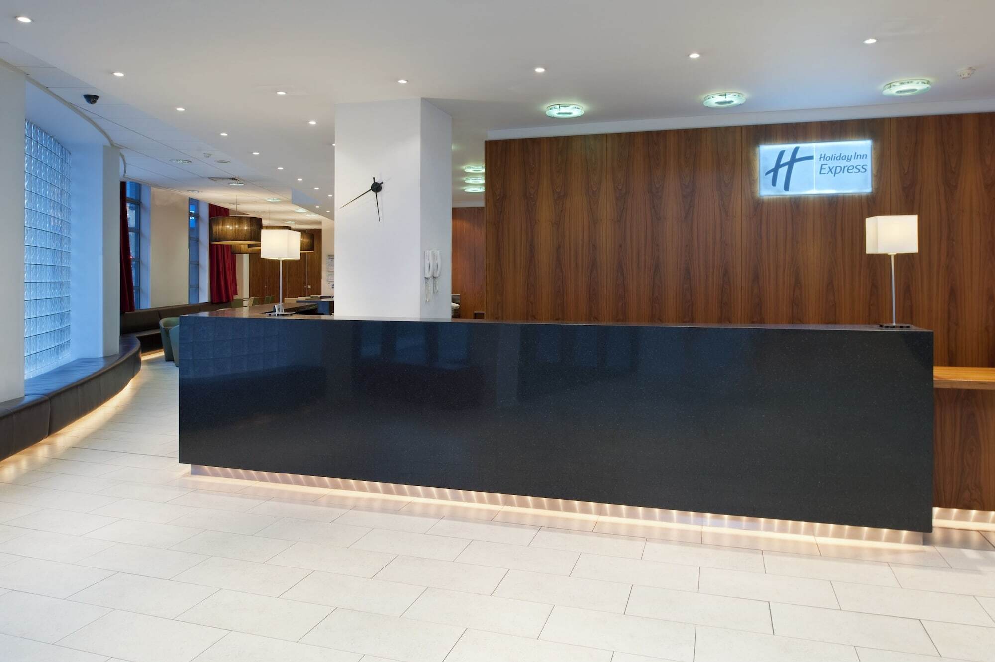 Holiday Inn Express - Derry - Londonderry, An Ihg Hotel Ngoại thất bức ảnh